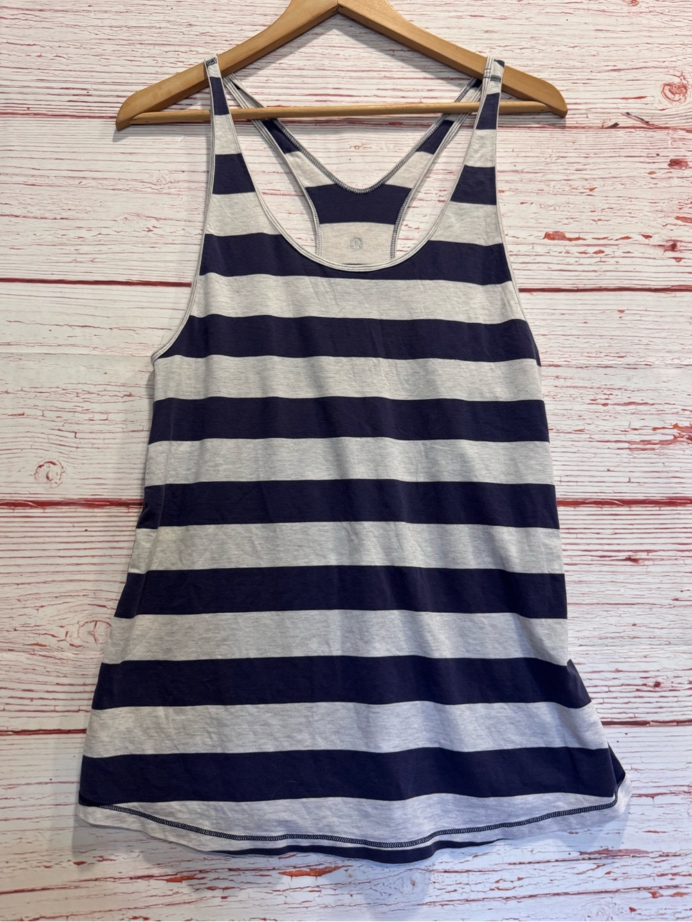 Lululemon Om Racerback in Steep Stripe Cadet Blue / Heathered Angel Wing Sz 8